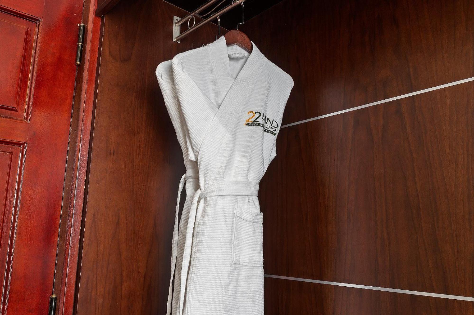 Sunny 22Land Residence Hotel 2 Ханой Номер фото